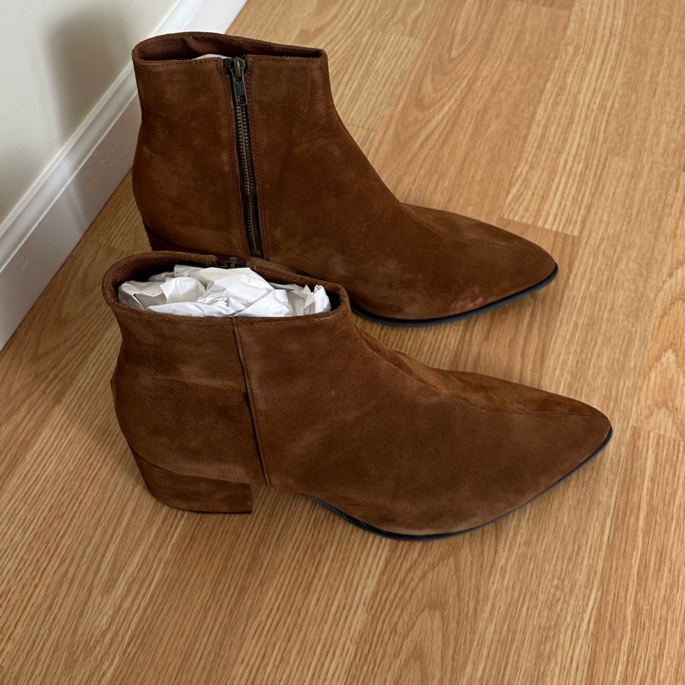 Chelsea Boots in Tan Suede Wide Fit 14